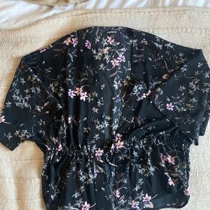 Express kimono top